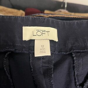 LOFT Women's Ann Navy Capris, size 12